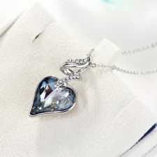 Луксозно Колие HEART IN LOVE с кристали Swarovski в нежно син цвят, GLORY Код ZD N017 