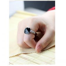 Пръстен ЧЕРНА НЕЖНОСТ, Swarovski Crystals с 18K бяло златно покритие, Zerga, ZG R808 